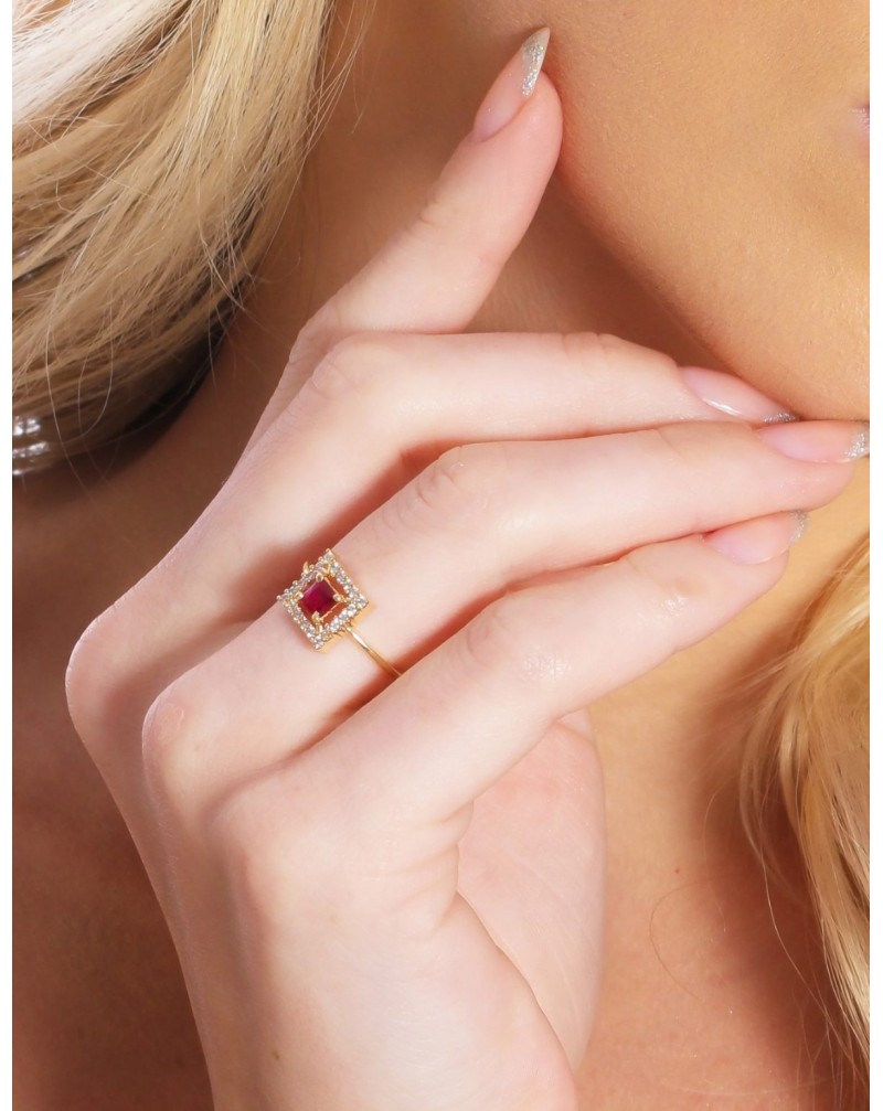 Anel em Ouro 18K Princess A90408